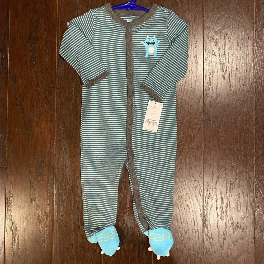 NWT Carter’s 9M boys 1pc.
